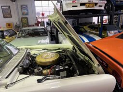 
										1960 LINCOLN CONTINENTAL MARK V full									