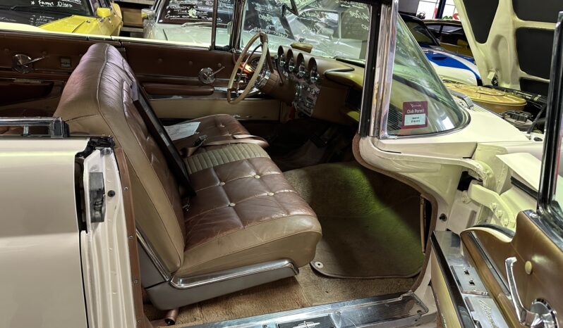 
								1960 LINCOLN CONTINENTAL MARK V full									