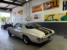 
										1972 Holden HQ Monaro Coupe full									