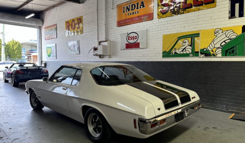 
								1972 Holden HQ Monaro Coupe full									