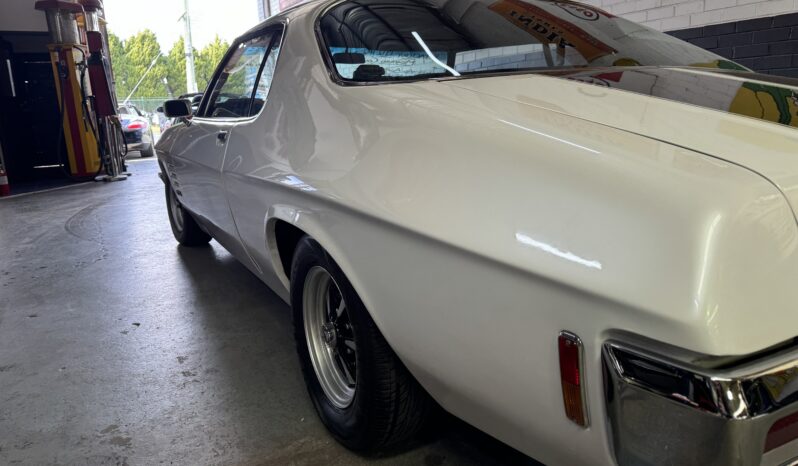 
								1972 Holden HQ Monaro Coupe full									