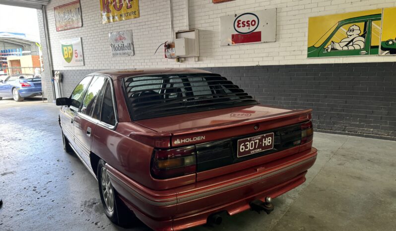 
								1989 HOLDEN COMMODORE VN SS full									