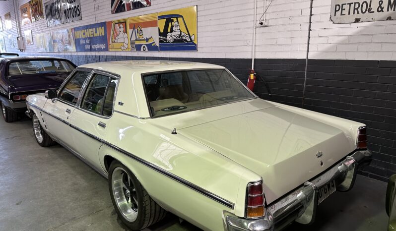 
								1976 HOLDEN STATESMAN HX CAPRICE full									