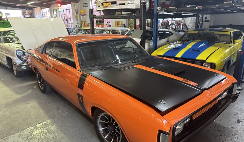 
								1975 CHRYSLER VALIANT CHARGER VK full									