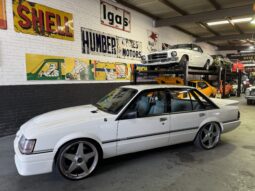 
										1985 Holden VK SS Brock Replica full									